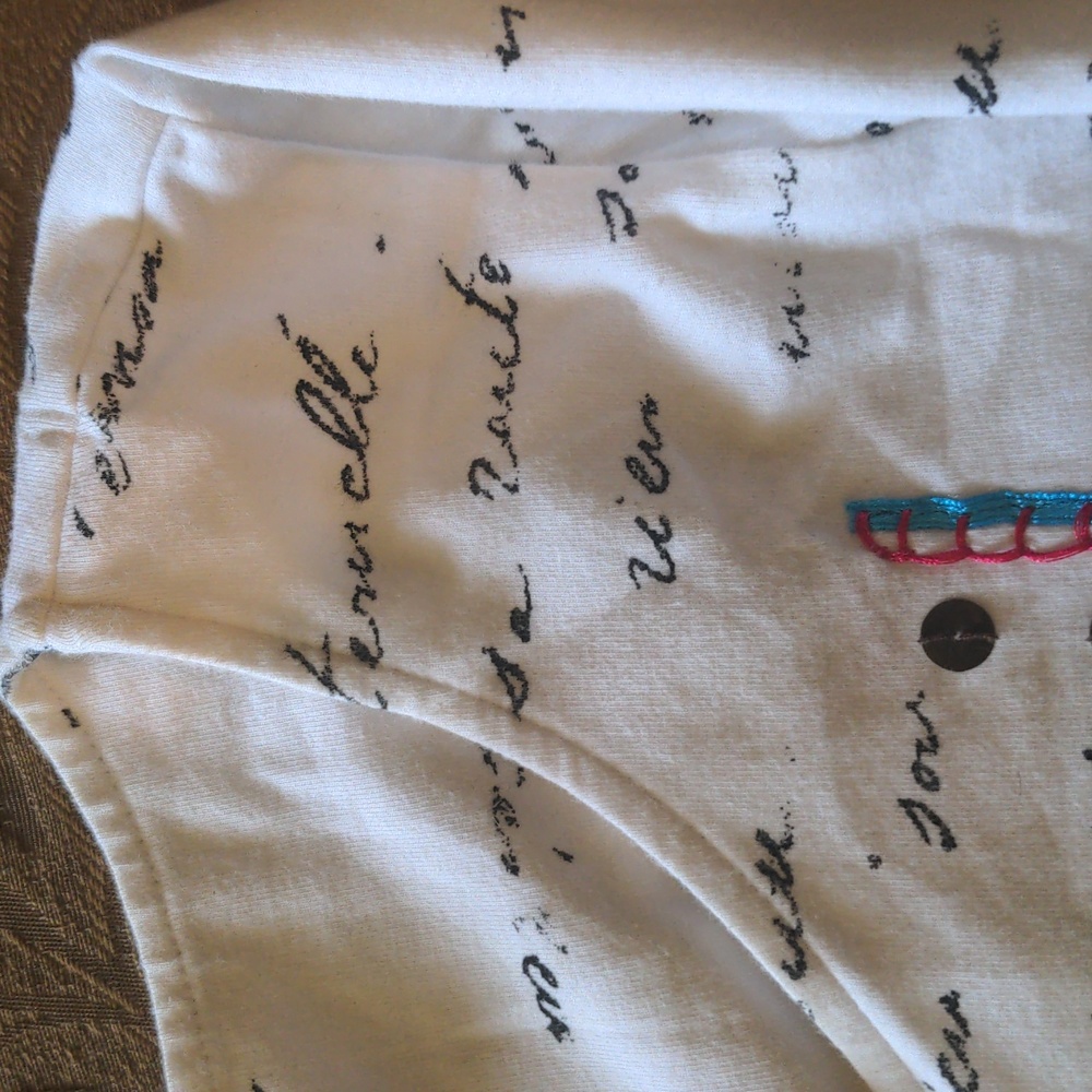 Ruby Rd. Ladies White Top With Text Print - Picture 4 of 5